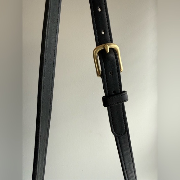 ✨ Vintage Coach Watson Bag – Style 9981 – USA Made – Black Leather Crossbody - Picture 8 of 13
